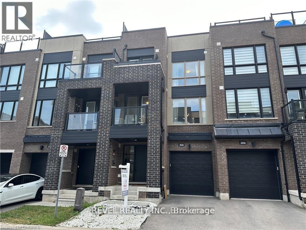 3038 Blacktusk Common, Oakville, Ontario  L6H 7E3 - Photo 2 - W13059732