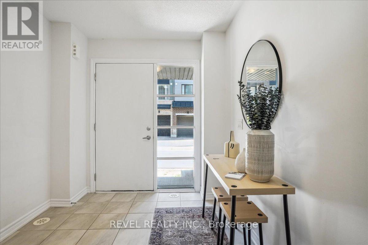 3038 Blacktusk Common, Oakville, Ontario  L6H 7E3 - Photo 6 - W13059732