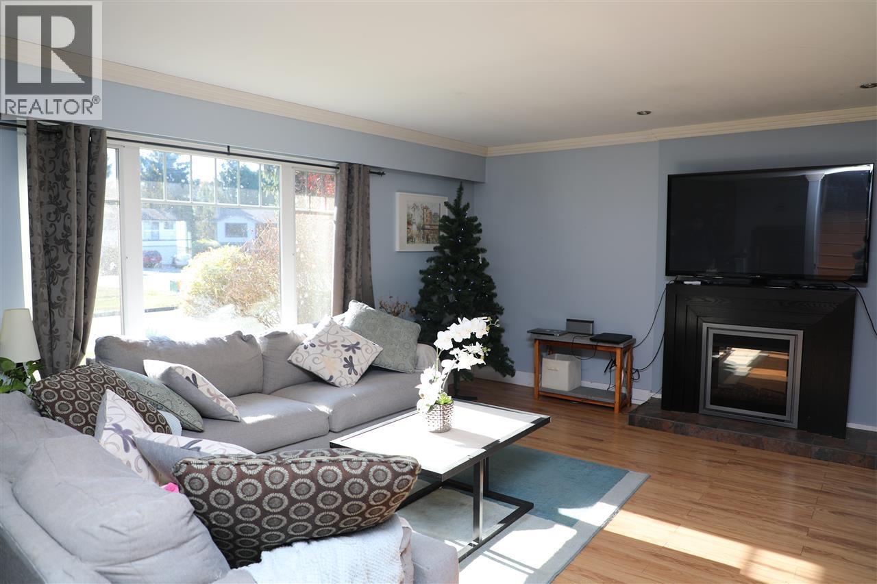 1857 Warwick Avenue, Port Coquitlam, British Columbia  V3C 4P6 - Photo 3 - R3119978