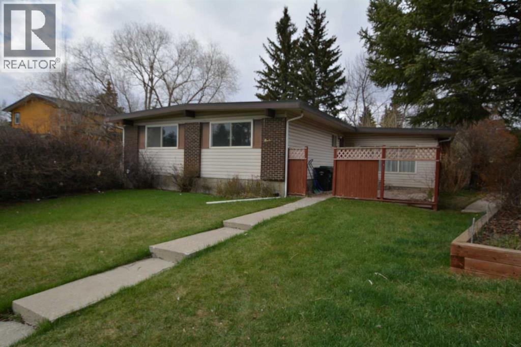 38 Dalrymple Green NW, Calgary, Alberta  T3A 1Y2 - Photo 2 - A2307395