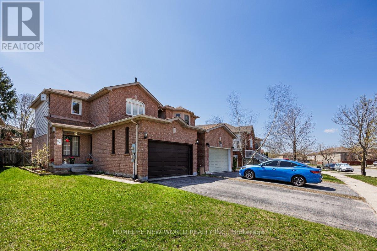 95 ATHABASKA ROAD, Barrie, Ontario