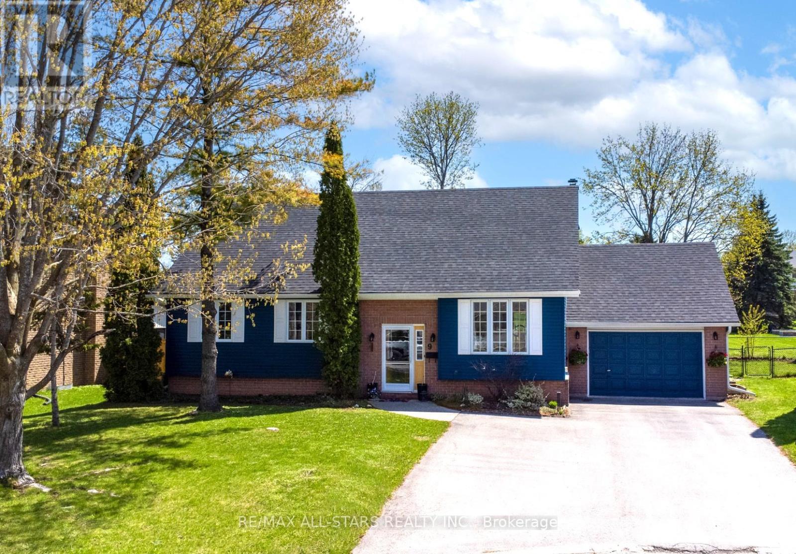 9 DON COURT, Kawartha Lakes, Ontario