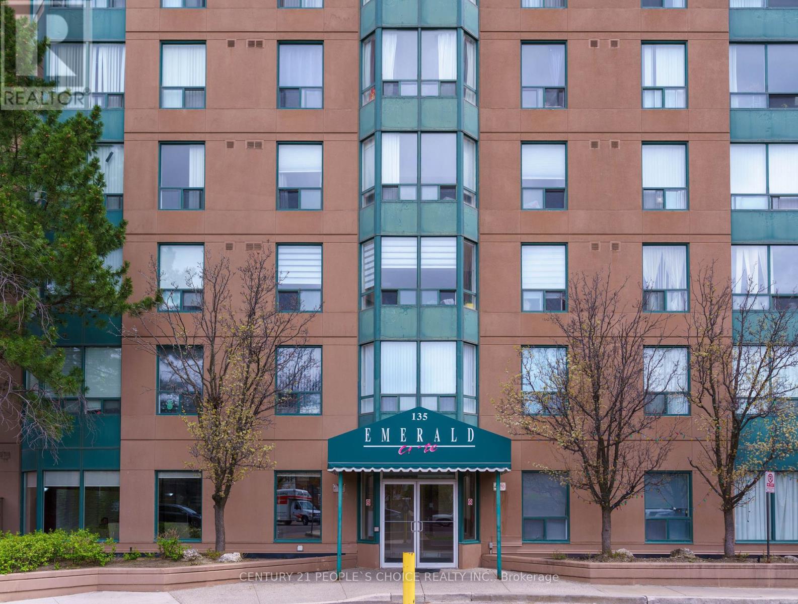 1915 - 135 Hillcrest Avenue, Mississauga (Cooksville), Ontario  L5B 4B1 - Photo 2 - W13087576