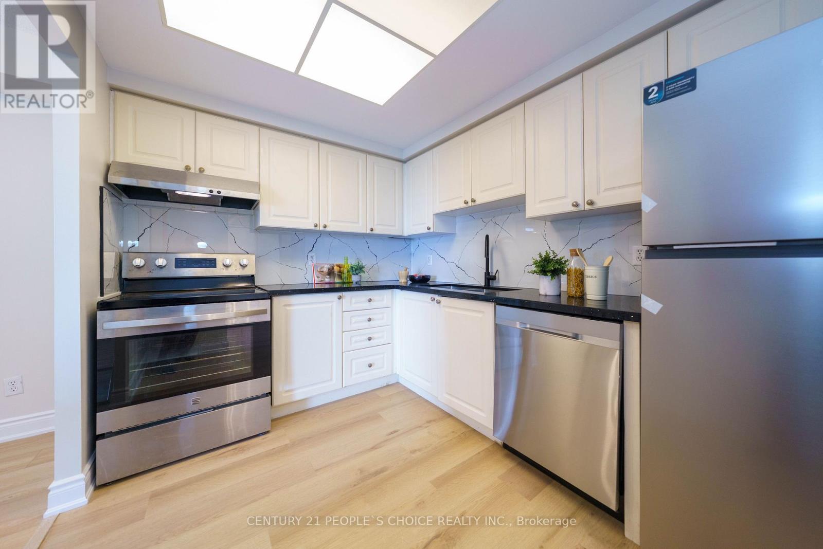 1915 - 135 Hillcrest Avenue, Mississauga (Cooksville), Ontario  L5B 4B1 - Photo 23 - W13087576