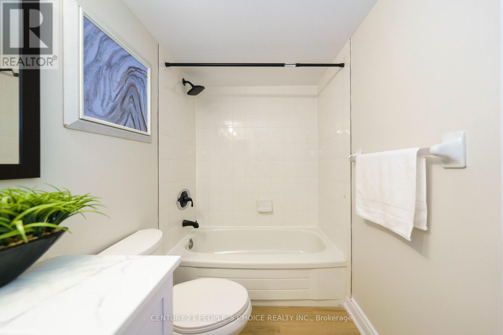 1915 - 135 Hillcrest Avenue, Mississauga (Cooksville), Ontario  L5B 4B1 - Photo 39 - W13087576