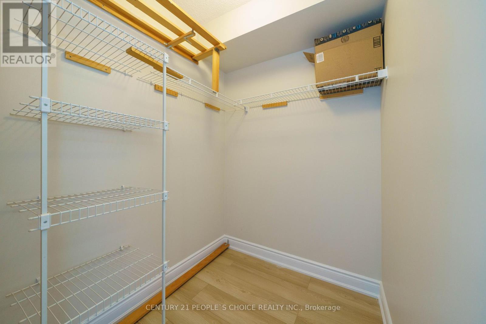 1915 - 135 Hillcrest Avenue, Mississauga (Cooksville), Ontario  L5B 4B1 - Photo 40 - W13087576