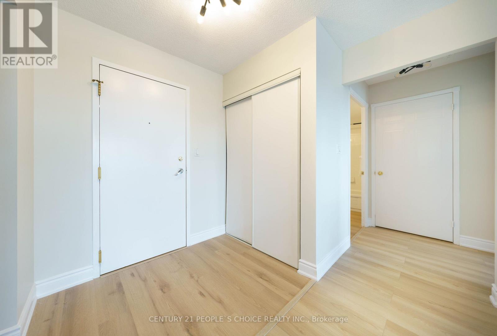 1915 - 135 Hillcrest Avenue, Mississauga (Cooksville), Ontario  L5B 4B1 - Photo 41 - W13087576
