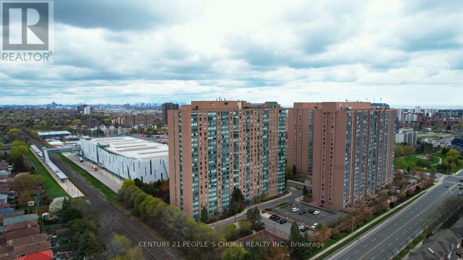 1915 - 135 Hillcrest Avenue, Mississauga (Cooksville), Ontario  L5B 4B1 - Photo 45 - W13087576