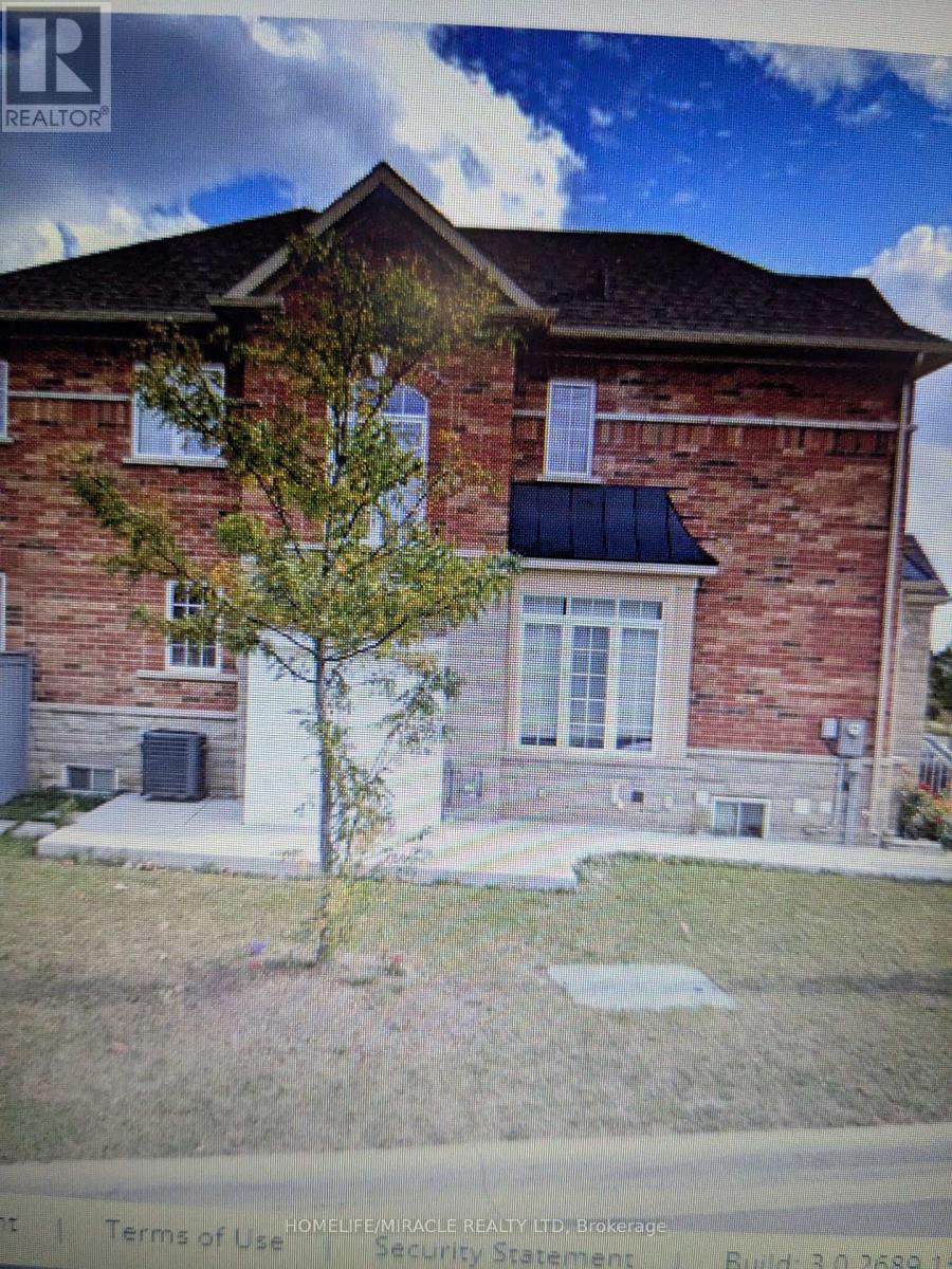 111 Relton Circle, Brampton, Ontario  L6P 3Z2 - Photo 2 - W13087606