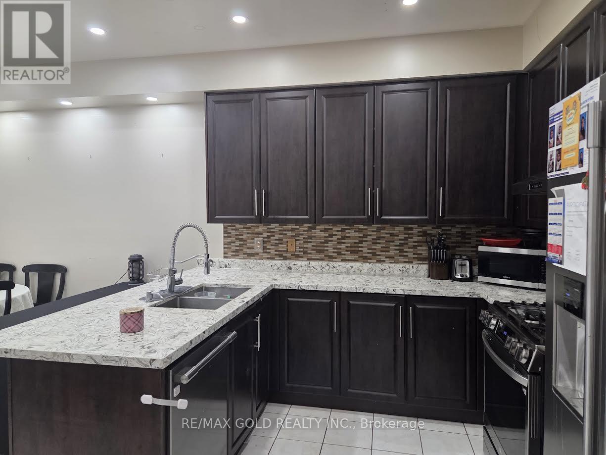 69 Personna Circle, Brampton, Ontario  L6X 0S9 - Photo 19 - W13087610