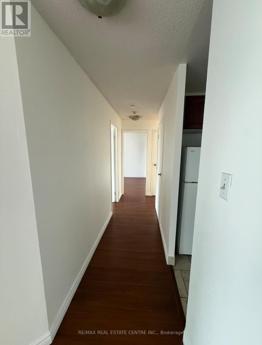 815 - 35 Trailwood Drive, Mississauga, Ontario  L4Z 3L6 - Photo 3 - W13087624