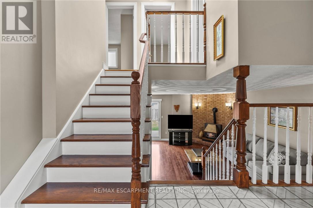 14 Indian Crescent, Hamilton (Burkholme), Ontario  L8V 4V6 - Photo 18 - X13087574