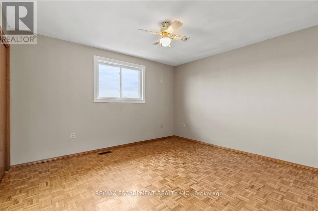 14 Indian Crescent, Hamilton (Burkholme), Ontario  L8V 4V6 - Photo 19 - X13087574