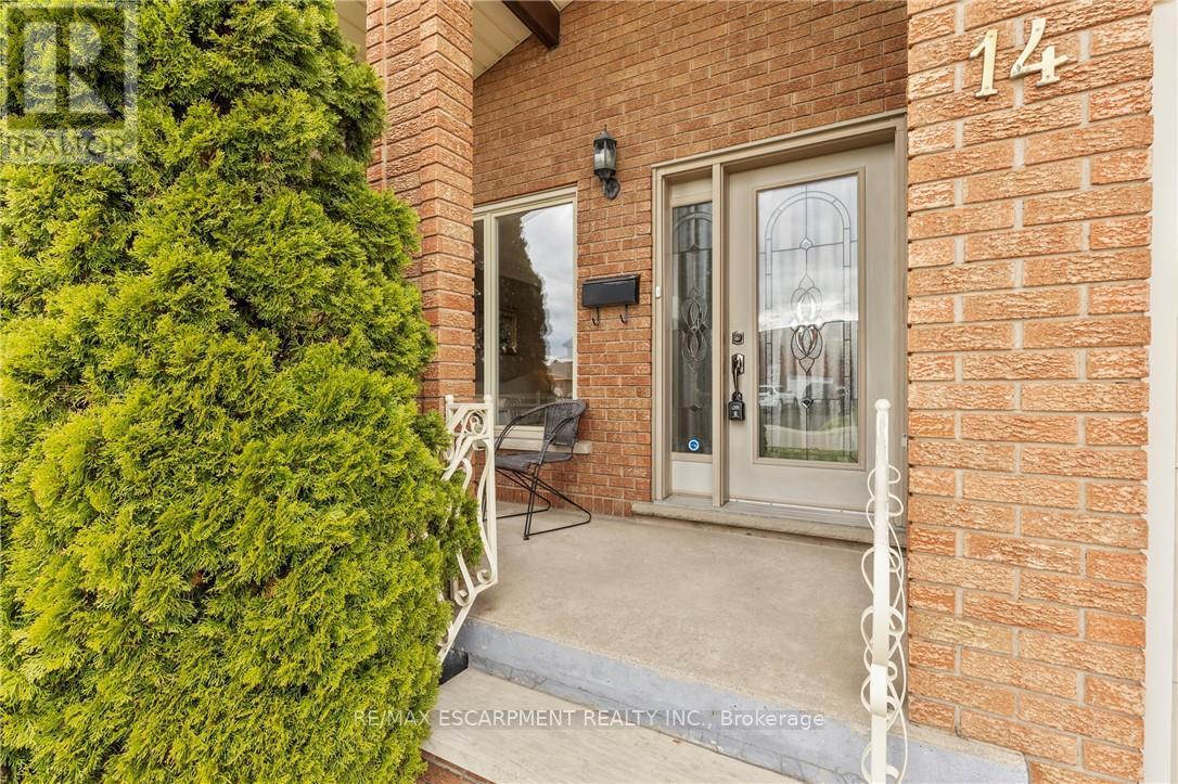 14 Indian Crescent, Hamilton (Burkholme), Ontario  L8V 4V6 - Photo 6 - X13087574