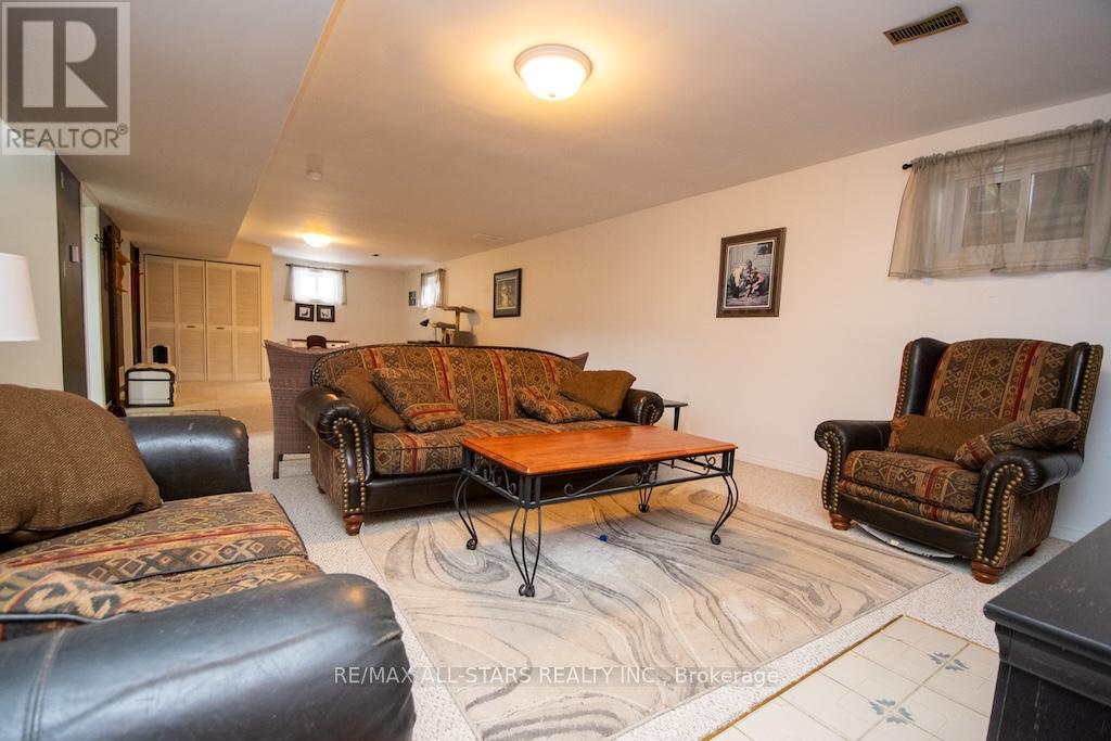 9 Don Court, Kawartha Lakes, Ontario  K9V 5T1 - Photo 28 - X12828068