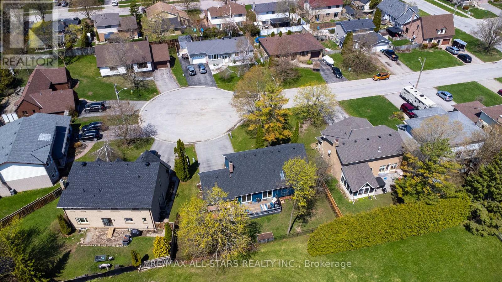 9 Don Court, Kawartha Lakes, Ontario  K9V 5T1 - Photo 33 - X12828068