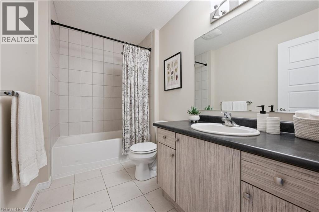 33 Mistywood Street, Kitchener, Ontario  N2P 2N1 - Photo 25 - 40816956