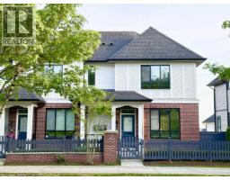 18 3500 BURKE VILLAGE PROMENADE, Vancouver, British Columbia