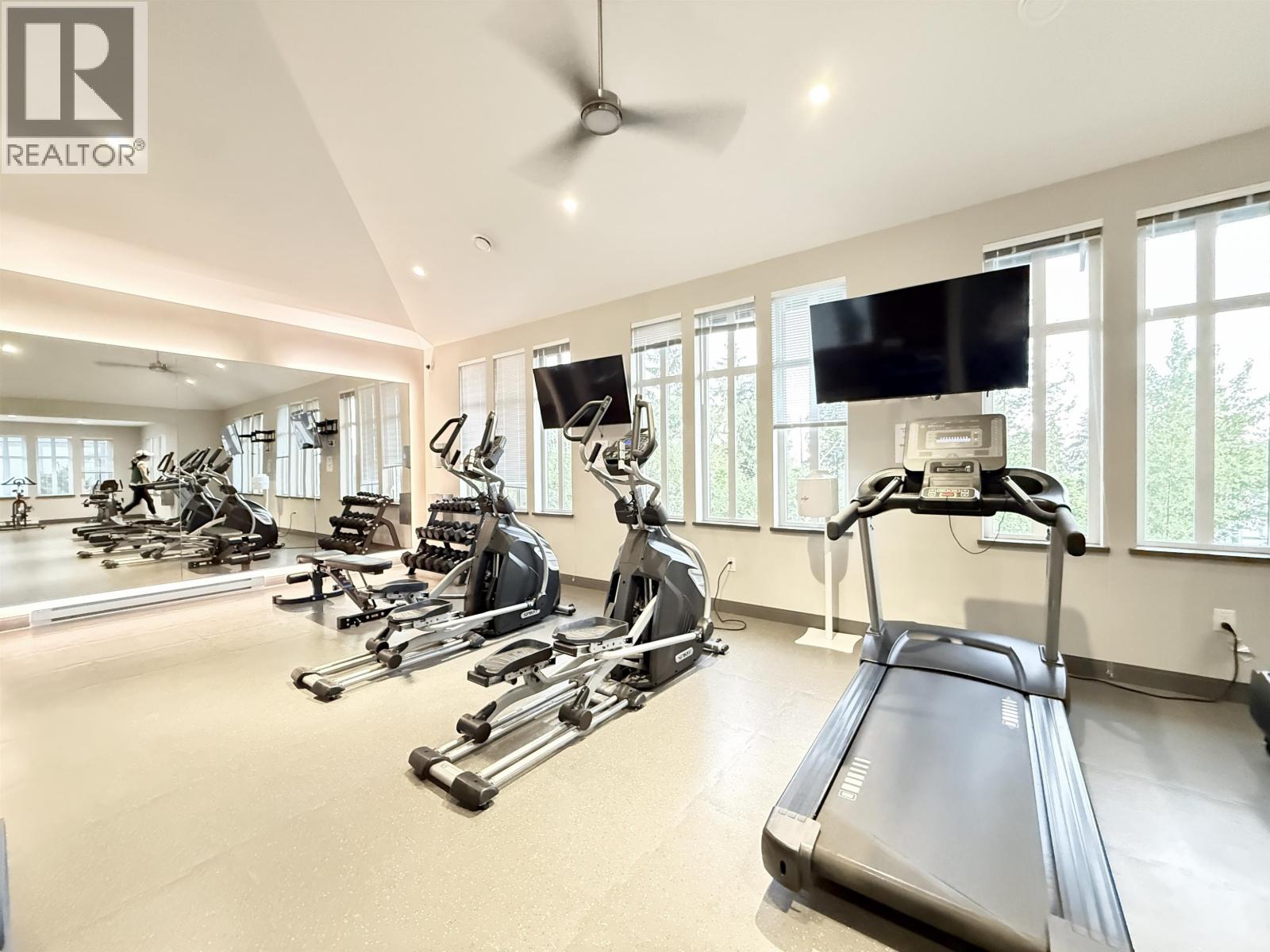 18 3500 Burke Village Promenade, Vancouver, British Columbia  V3E 0N2 - Photo 18 - R3119261