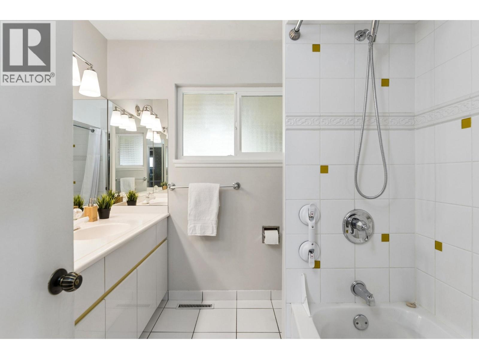 606 Hawstead Place, West Vancouver, British Columbia  V7S 1T9 - Photo 24 - R3119855