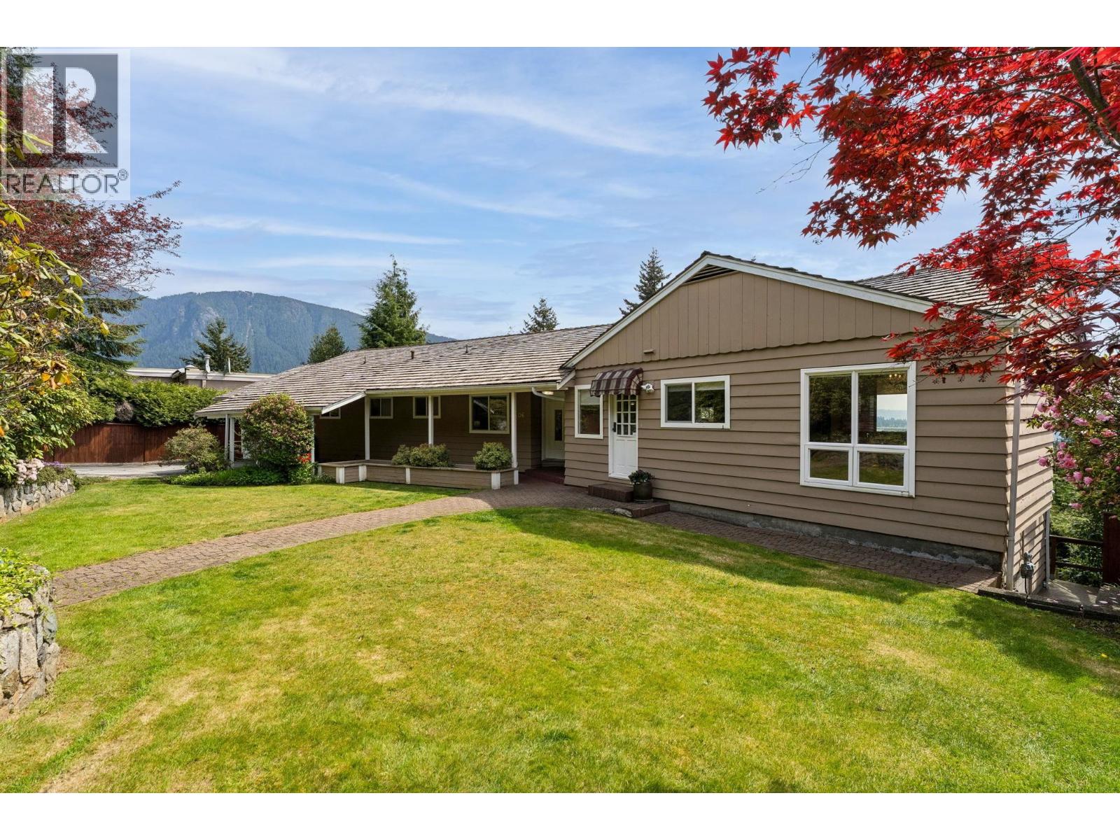 606 HAWSTEAD PLACE, West Vancouver, British Columbia
