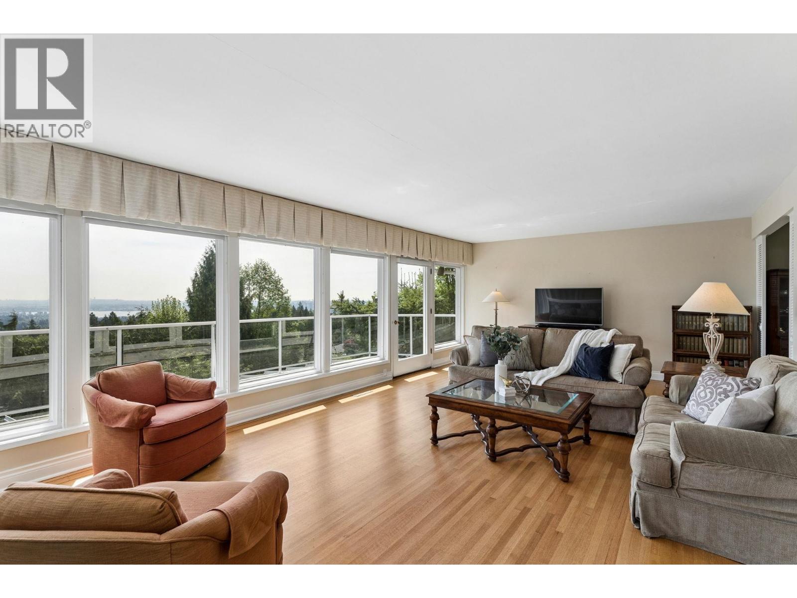 606 Hawstead Place, West Vancouver, British Columbia  V7S 1T9 - Photo 4 - R3119855