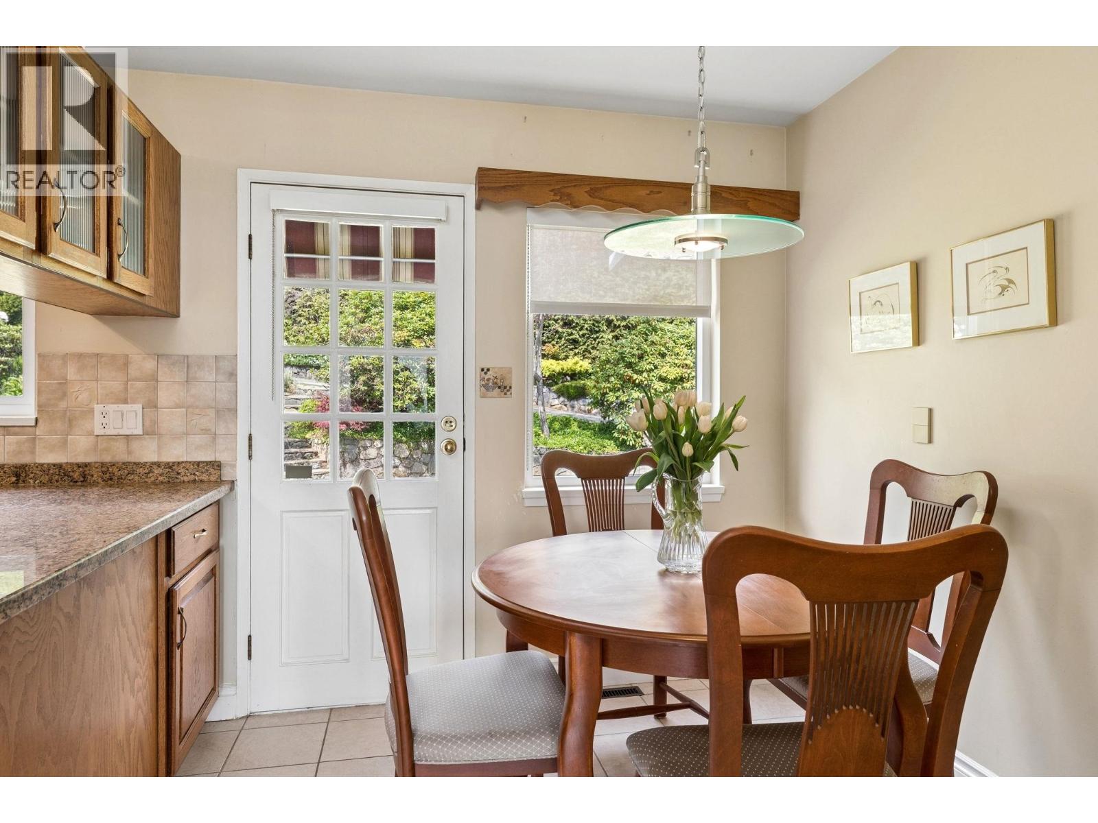 606 Hawstead Place, West Vancouver, British Columbia  V7S 1T9 - Photo 15 - R3119855