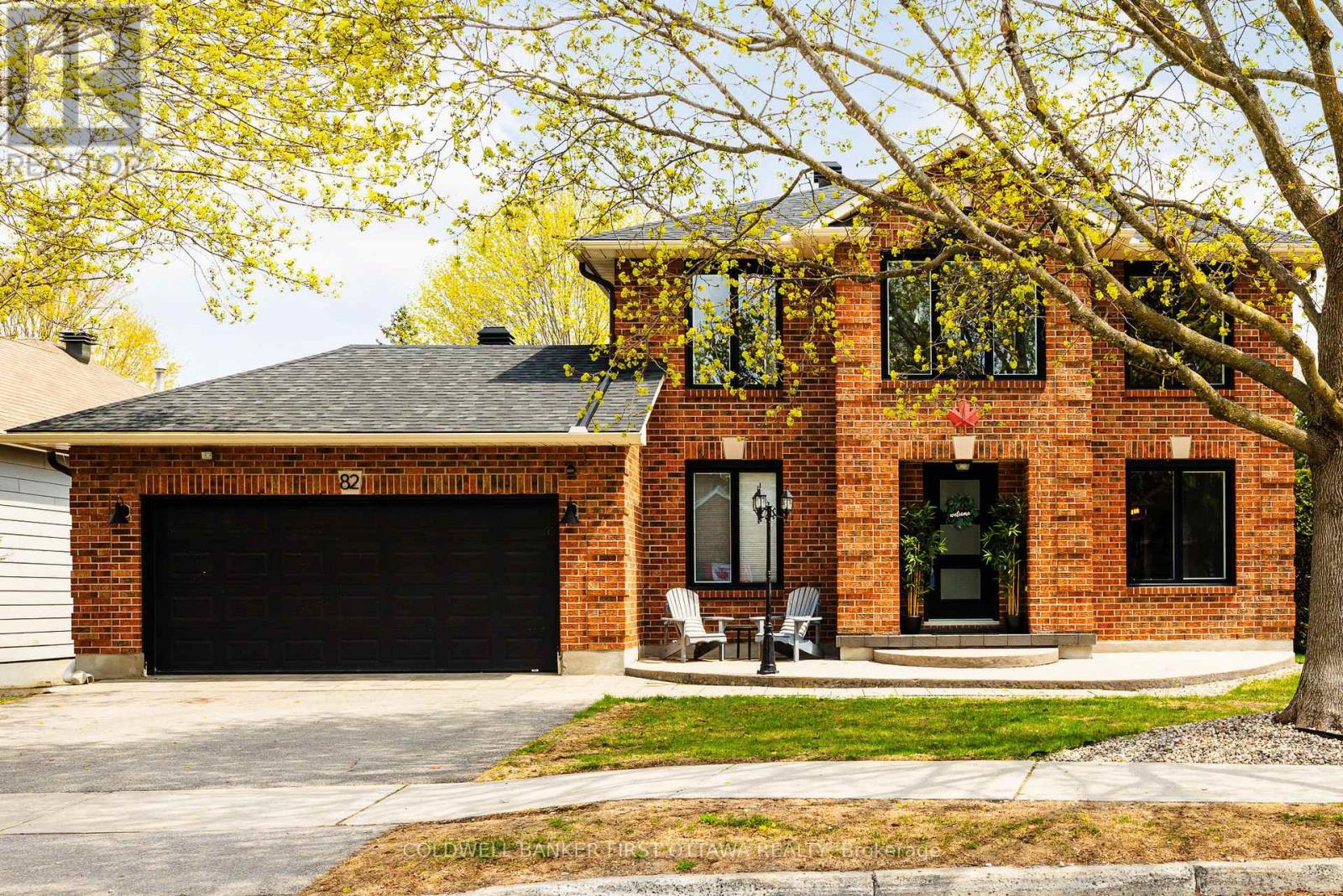 82 Beechfern Drive, Ottawa, Ontario  K2S 1E3 - Photo 2 - X13087650