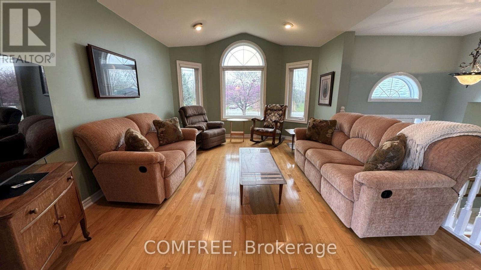 372 East Puce Road, Lakeshore, Ontario  N8L 0C6 - Photo 3 - X13087660