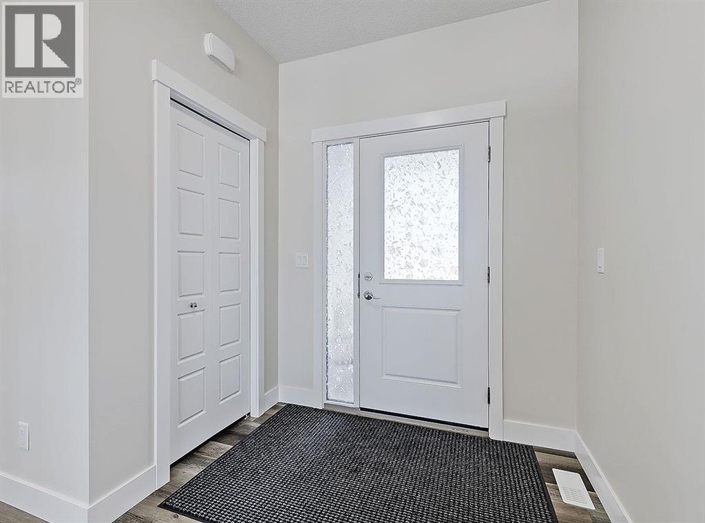125 Westview Drive, Nanton, Alberta  T0L 1R0 - Photo 2 - A2288042