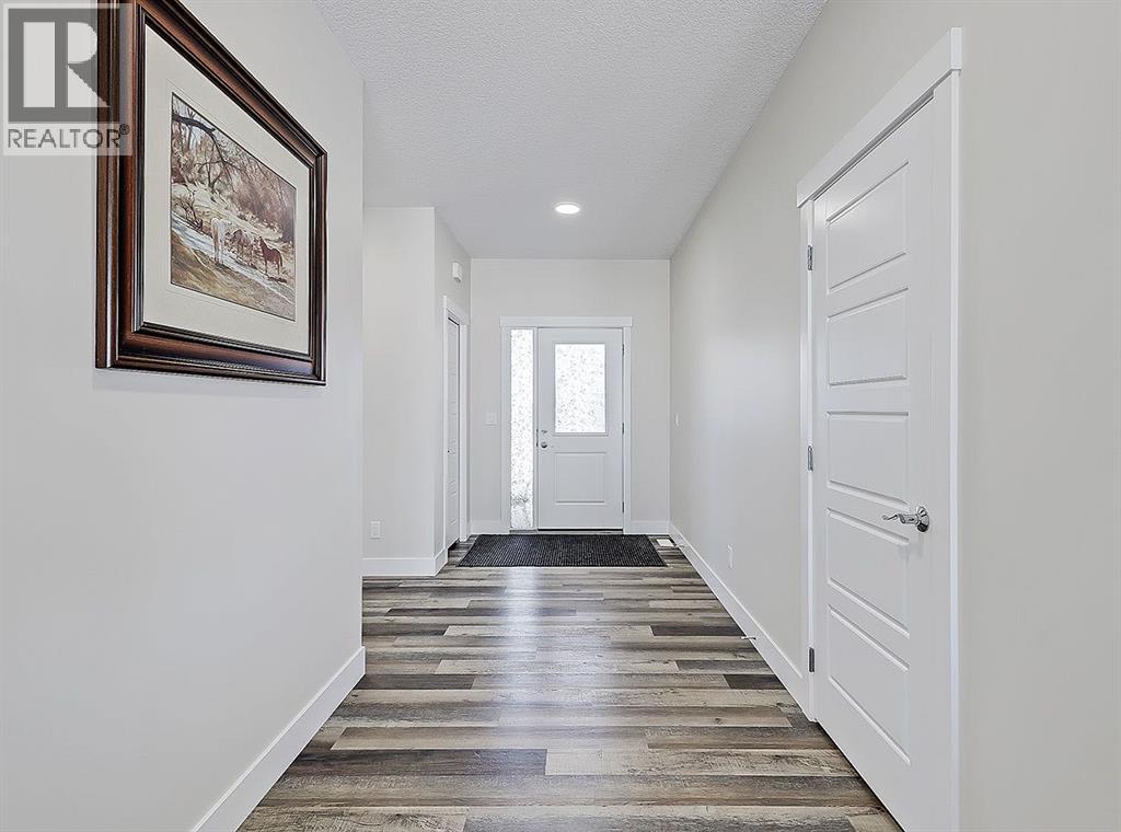 125 Westview Drive, Nanton, Alberta  T0L 1R0 - Photo 3 - A2288042