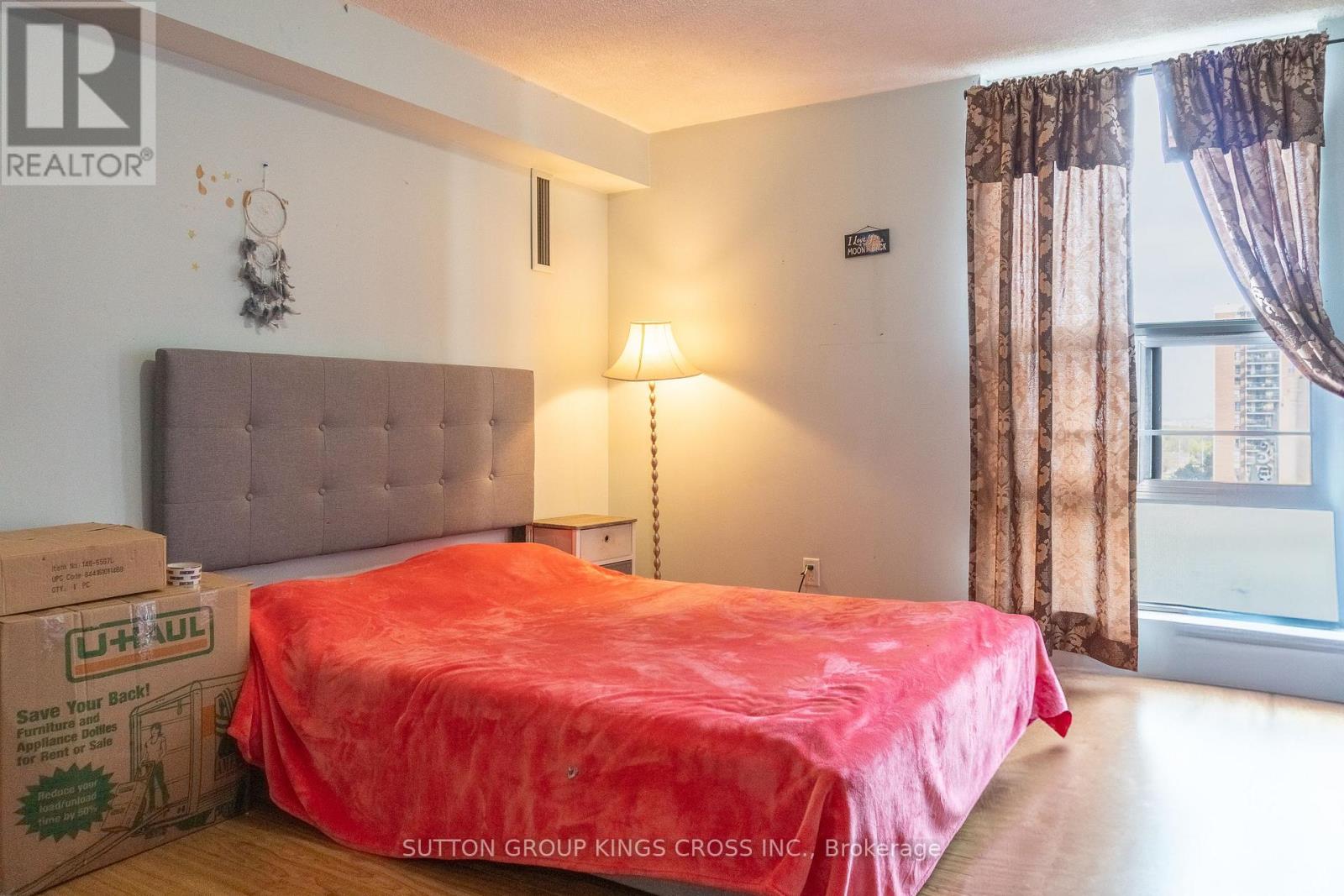 1007 - 25 Kensington Road, Brampton, Ontario  L6T 3W8 - Photo 14 - W13072712
