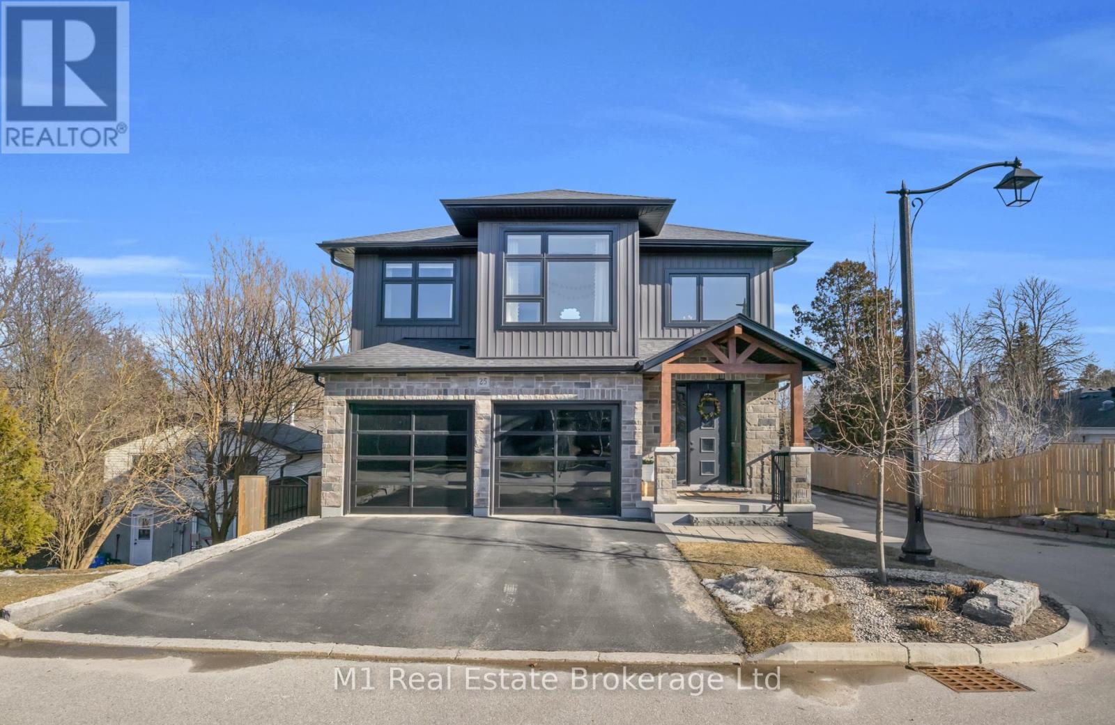 25 Creekside Terrace, Centre Wellington (Fergus), Ontario  N1M 0H4 - Photo 3 - X13087656