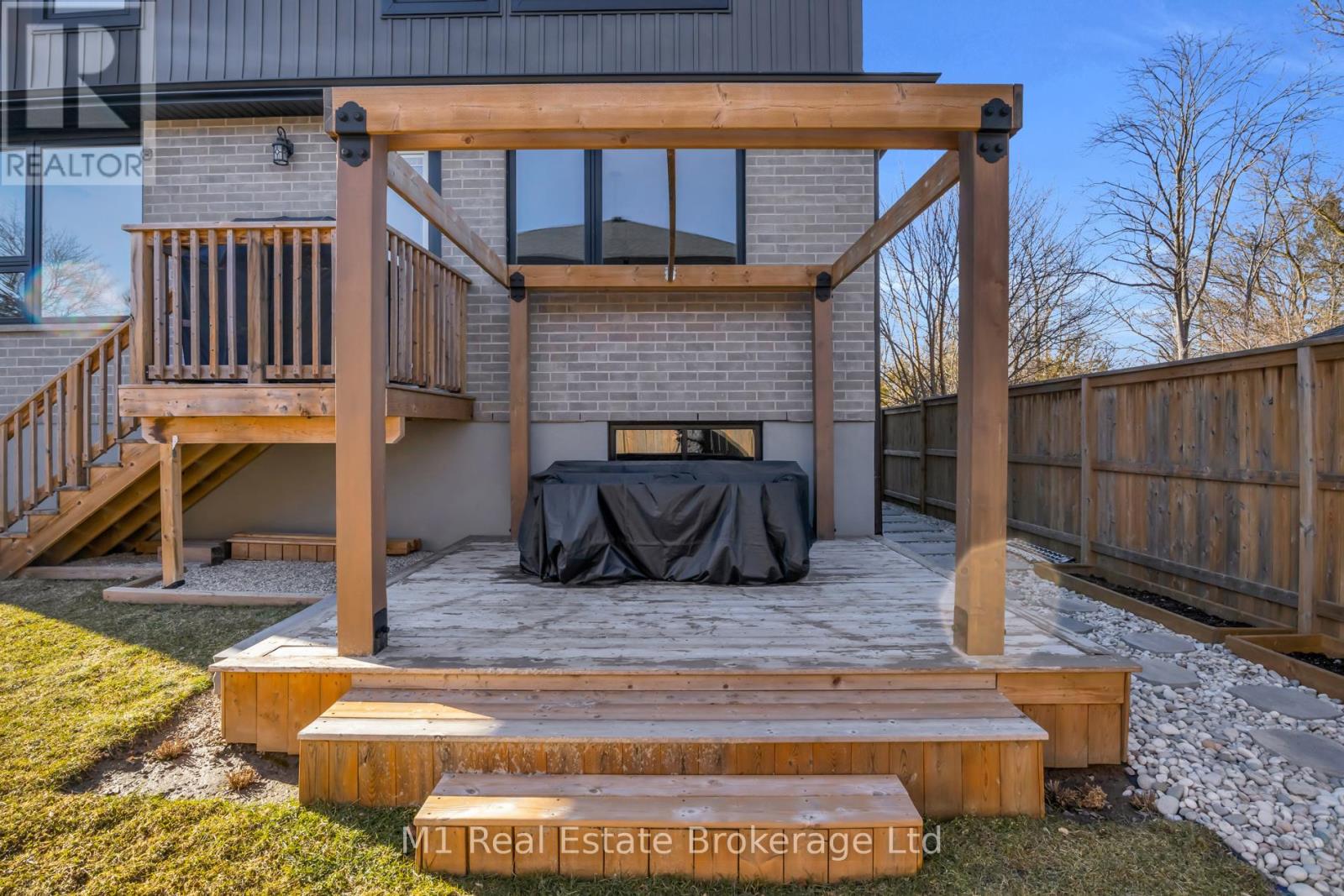 25 Creekside Terrace, Centre Wellington (Fergus), Ontario  N1M 0H4 - Photo 36 - X13087656