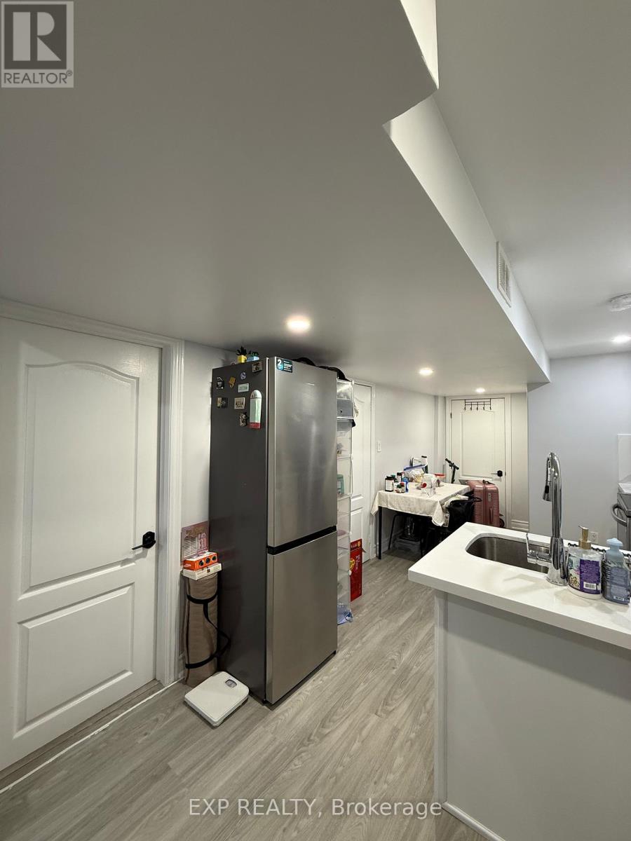 Lower - 130 Adventure Crescent, Vaughan (Vellore Village), Ontario  L6A 3J1 - Photo 2 - N13087664