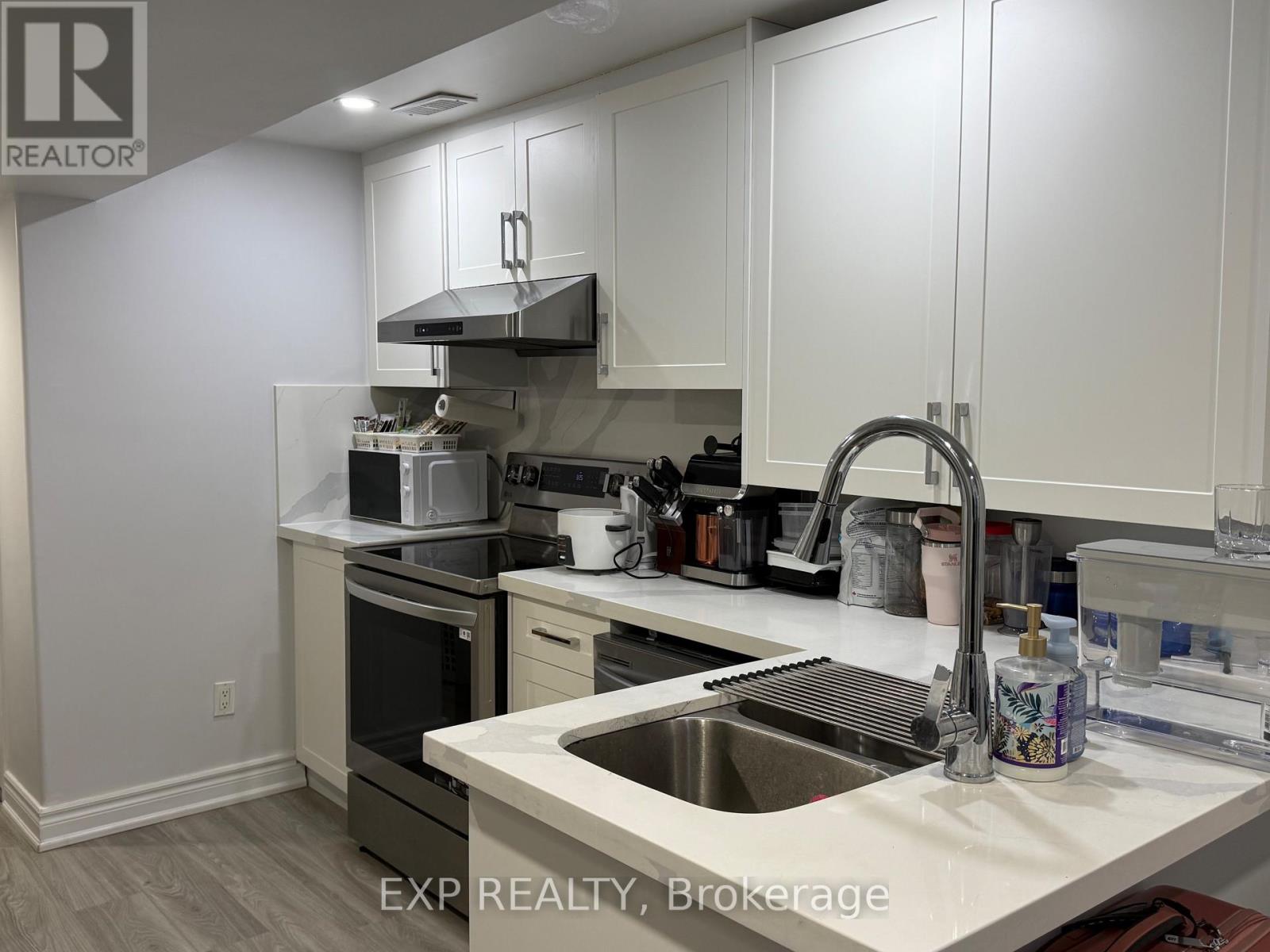 Lower - 130 Adventure Crescent, Vaughan (Vellore Village), Ontario  L6A 3J1 - Photo 7 - N13087664