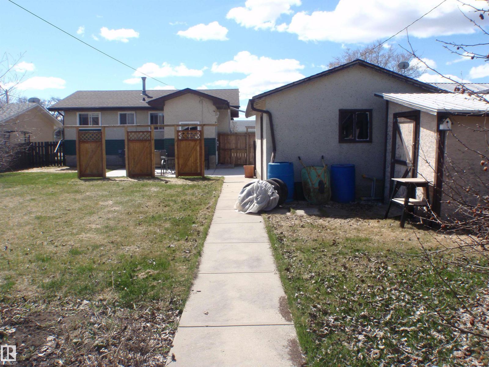 4510 57 Av, Barrhead, Alberta  T7N 1K2 - Photo 10 - E4485876