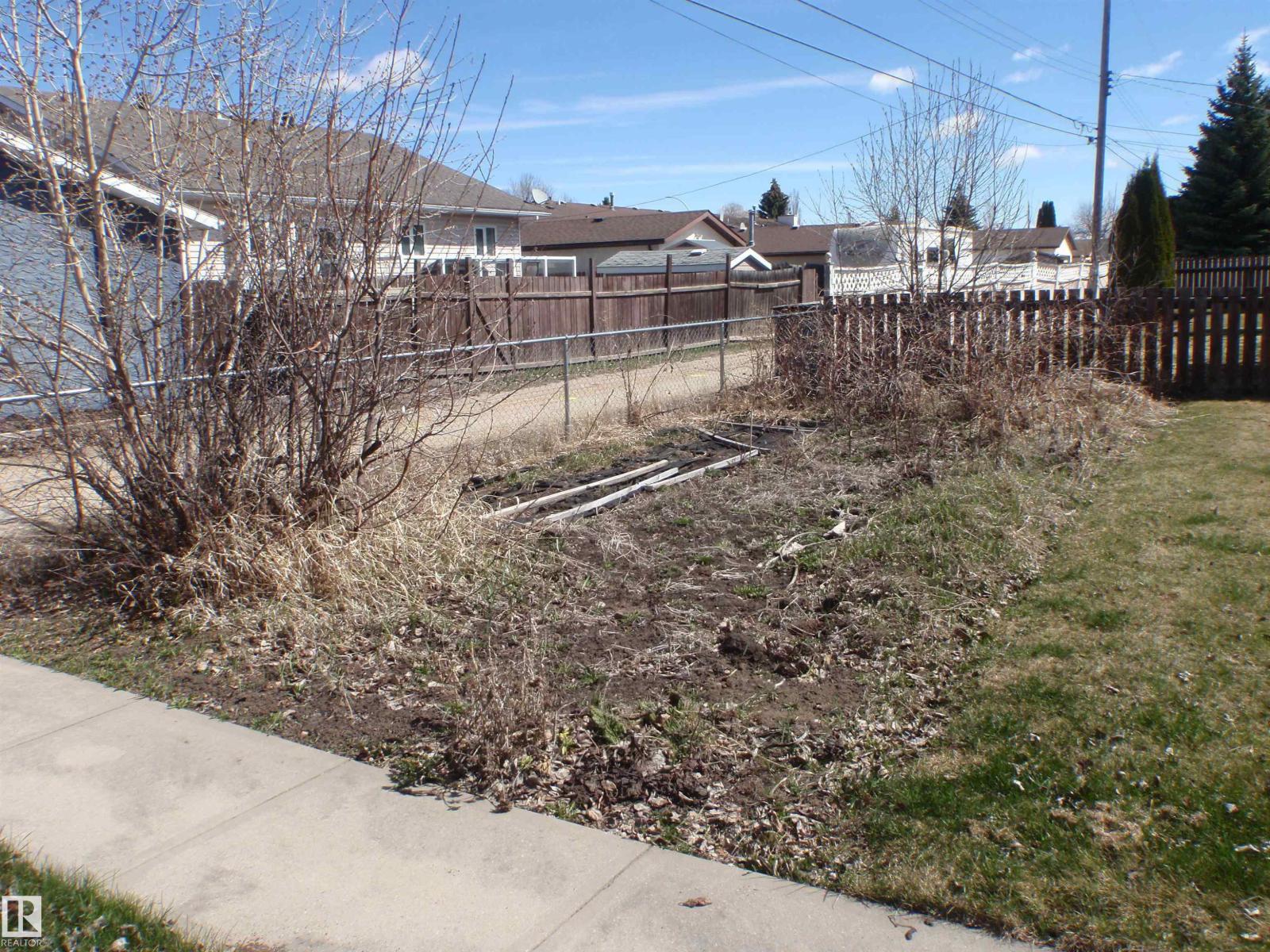 4510 57 Av, Barrhead, Alberta  T7N 1K2 - Photo 11 - E4485876