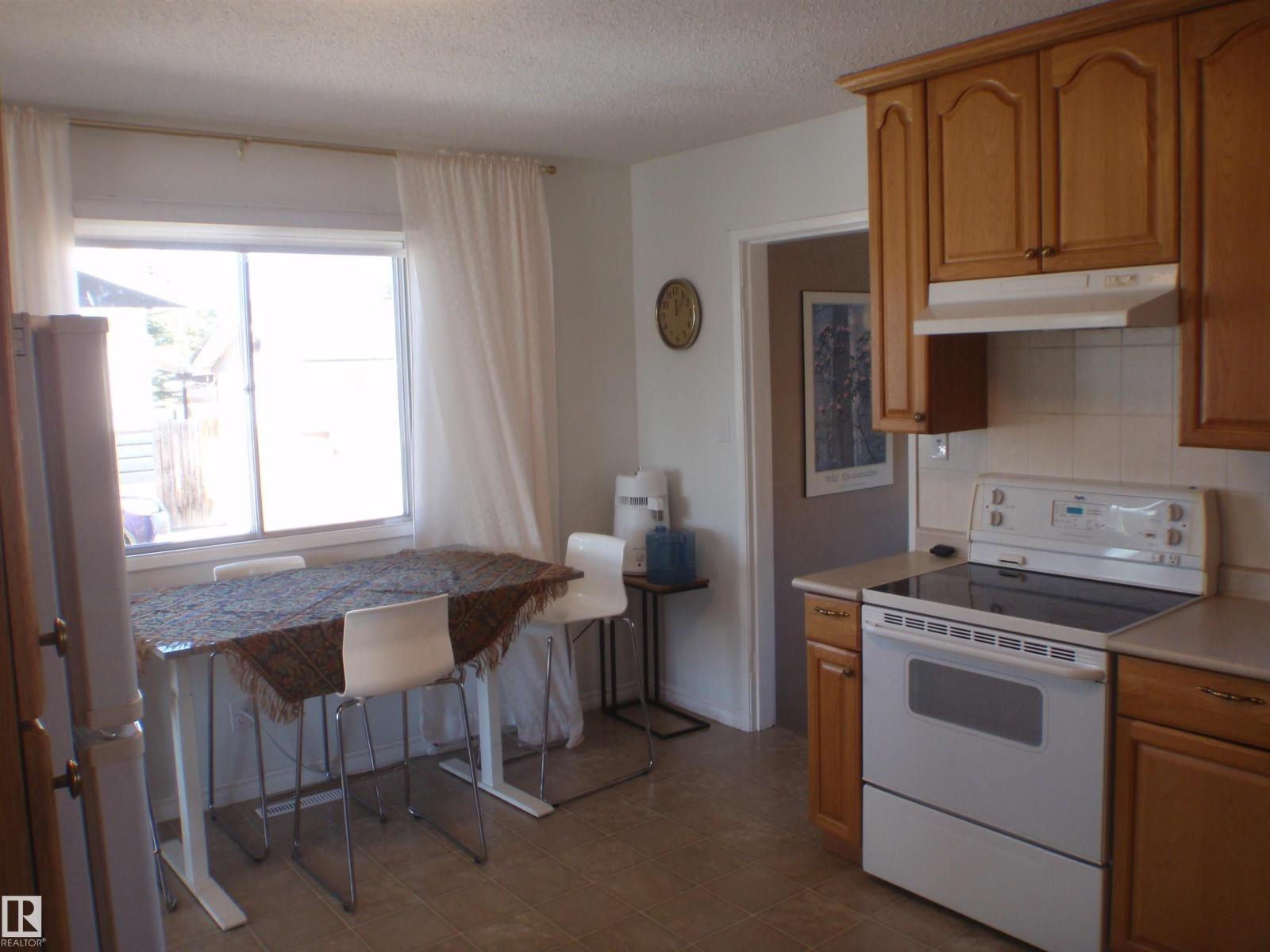 4510 57 Av, Barrhead, Alberta  T7N 1K2 - Photo 17 - E4485876