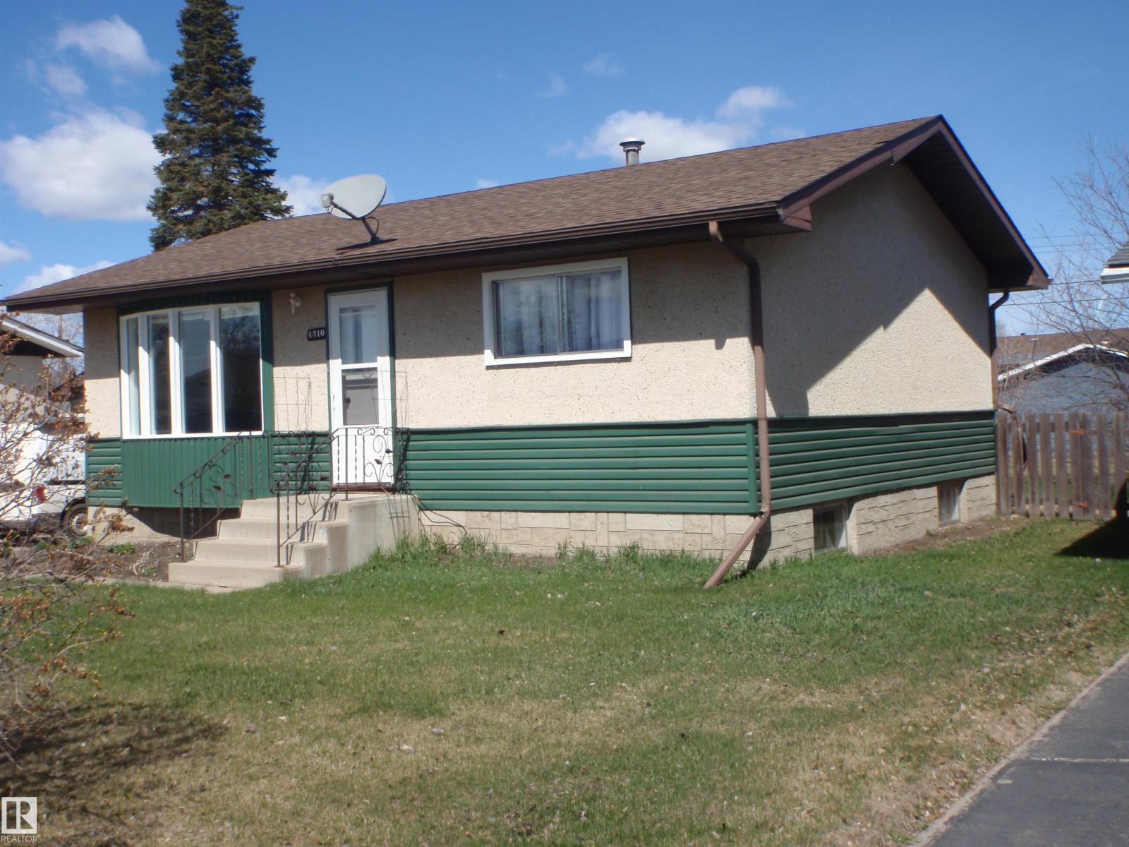 4510 57 Av, Barrhead, Alberta  T7N 1K2 - Photo 2 - E4485876