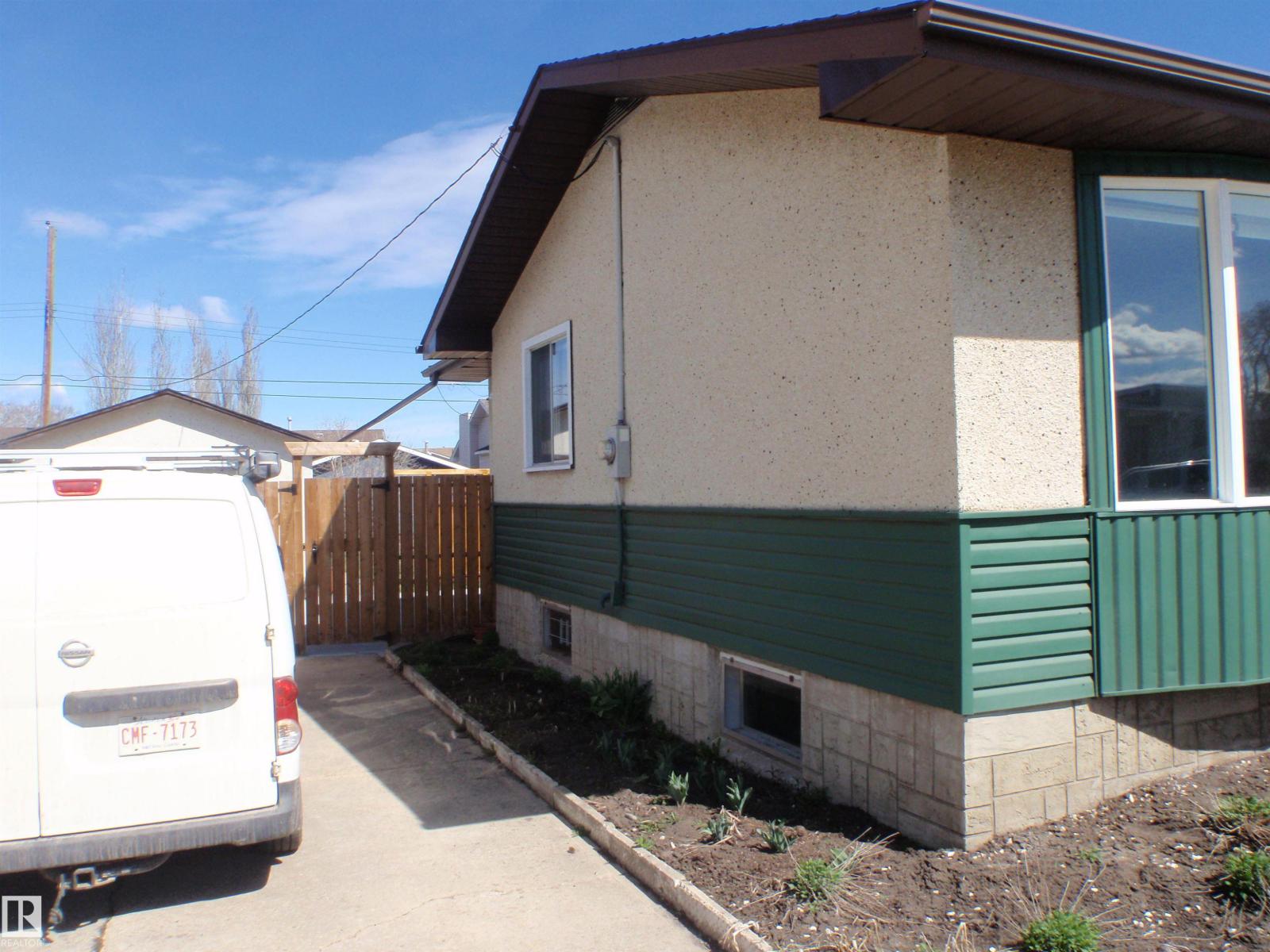 4510 57 Av, Barrhead, Alberta  T7N 1K2 - Photo 4 - E4485876