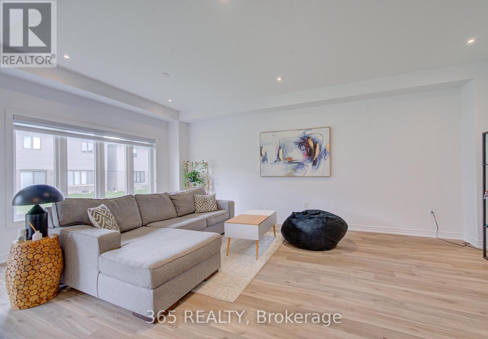 227 Longboat Run W, Brantford, Ontario  N3T 0X1 - Photo 12 - X13087666