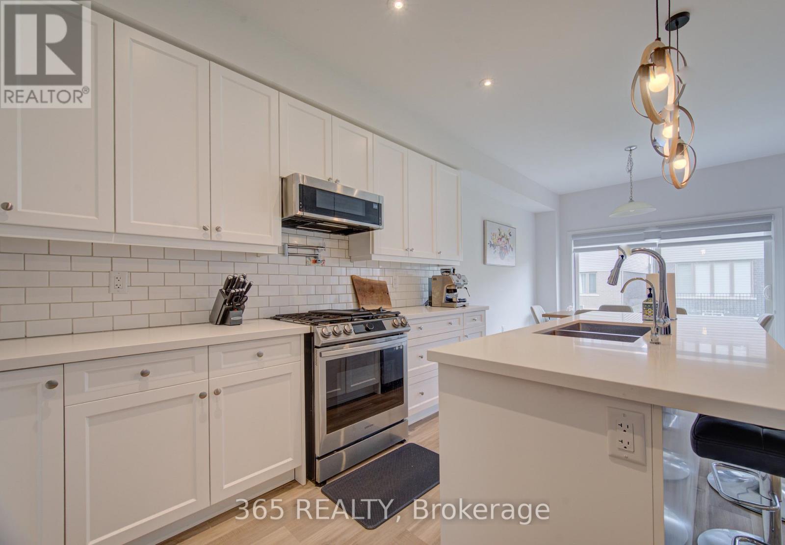 227 Longboat Run W, Brantford, Ontario  N3T 0X1 - Photo 17 - X13087666