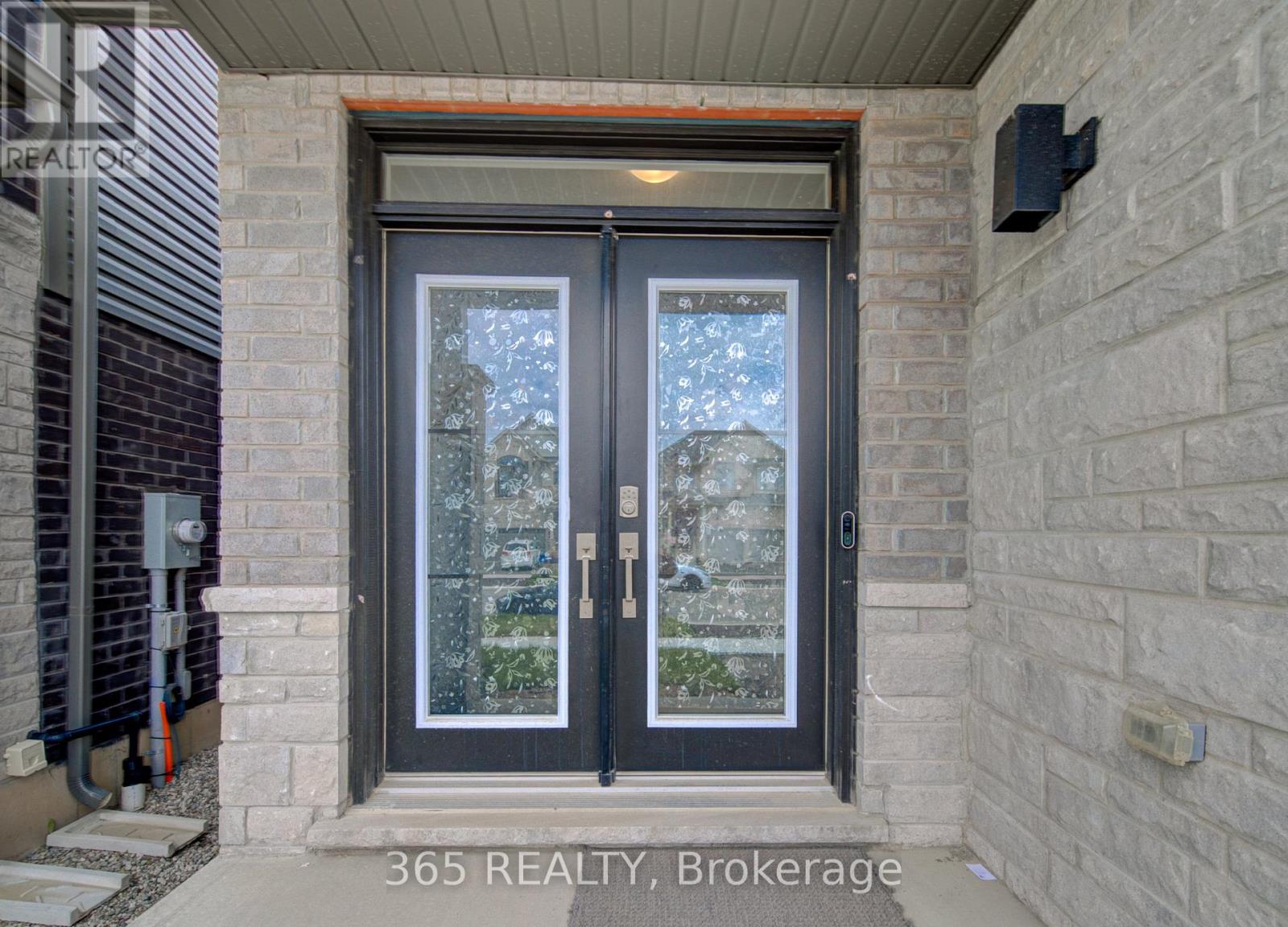 227 Longboat Run W, Brantford, Ontario  N3T 0X1 - Photo 4 - X13087666