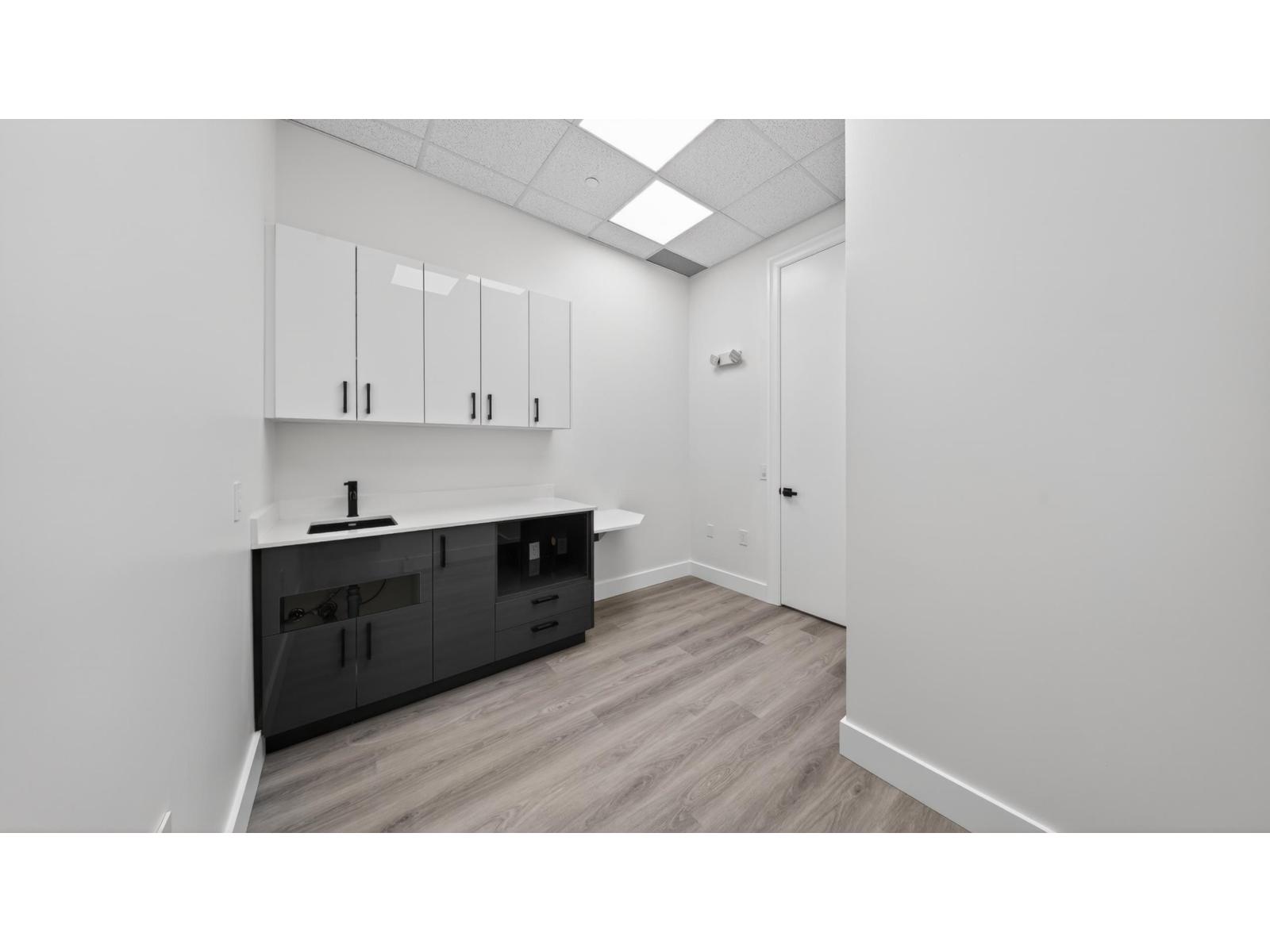 B320-B325 7980 206a Street, Langley, British Columbia  V2Y 3Z8 - Photo 19 - C8077732