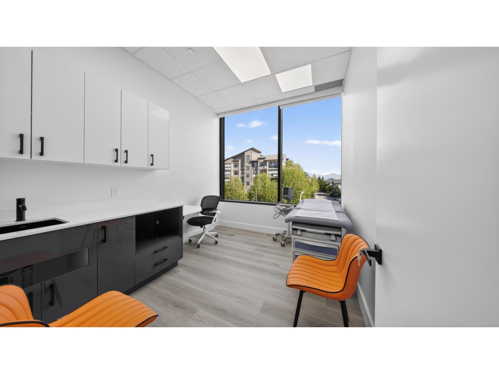 B320-B325 7980 206a Street, Langley, British Columbia  V2Y 3Z8 - Photo 10 - C8077732