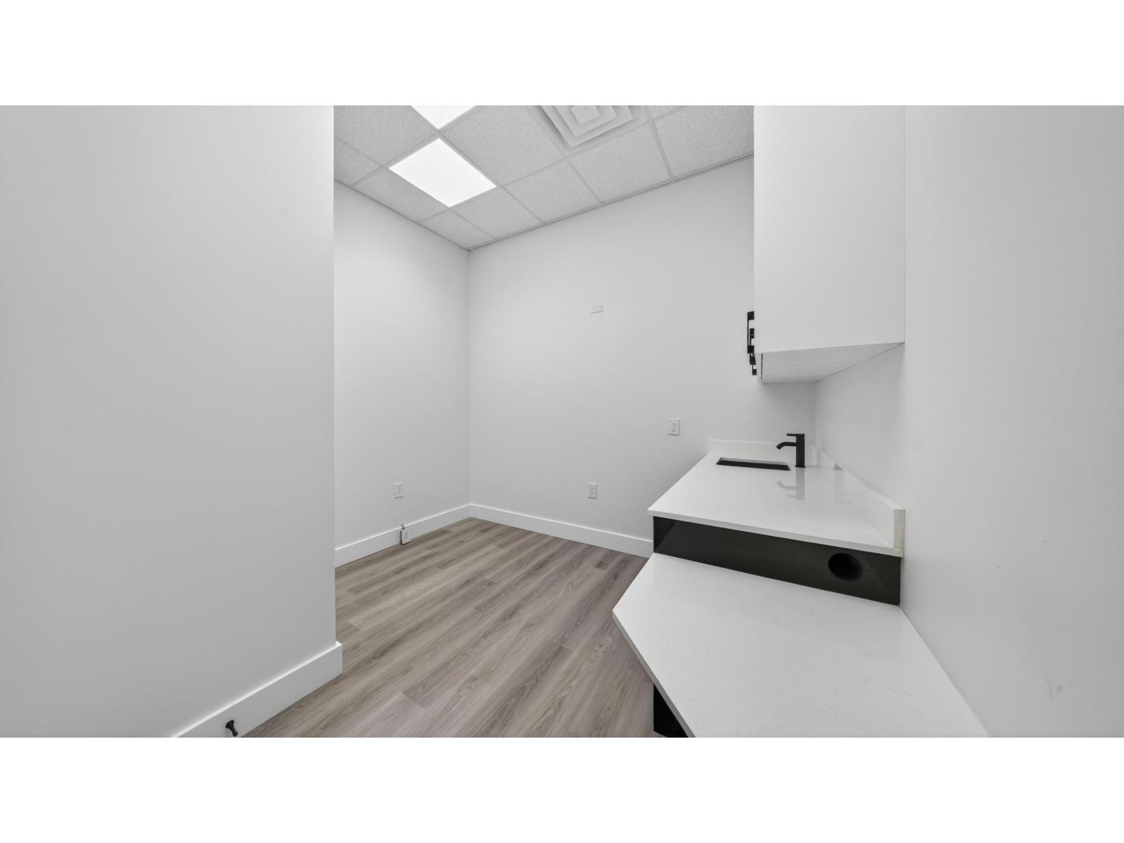 B320-B325 7980 206a Street, Langley, British Columbia  V2Y 3Z8 - Photo 17 - C8077732