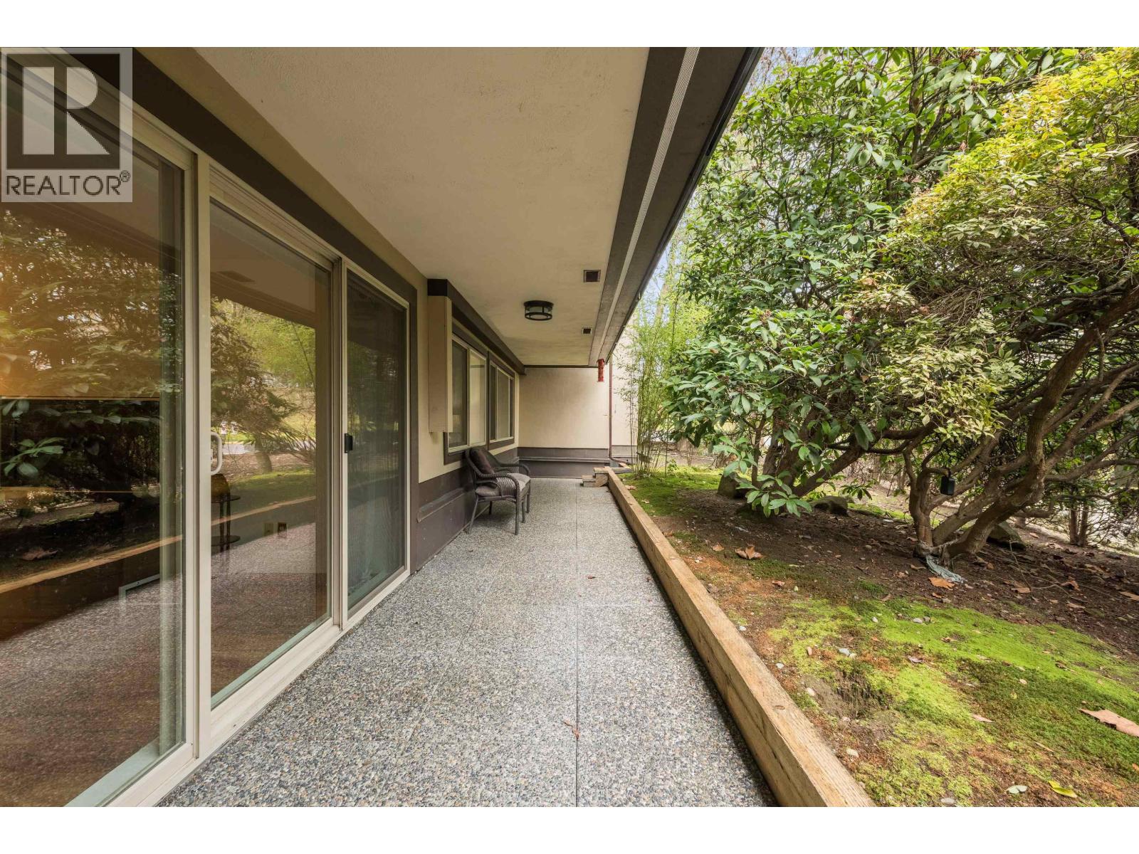Listing Picture 29 of 40 : 227 9847 MANCHESTER DRIVE, Burnaby / 本拿比 - 魯藝地產 Yvonne Lu Group - MLS Medallion Club Member