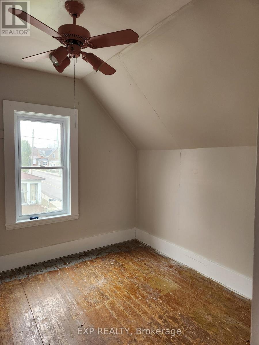 10577 Moun Main Street, North Dundas, Ontario  K0E 1W0 - Photo 10 - X13087712