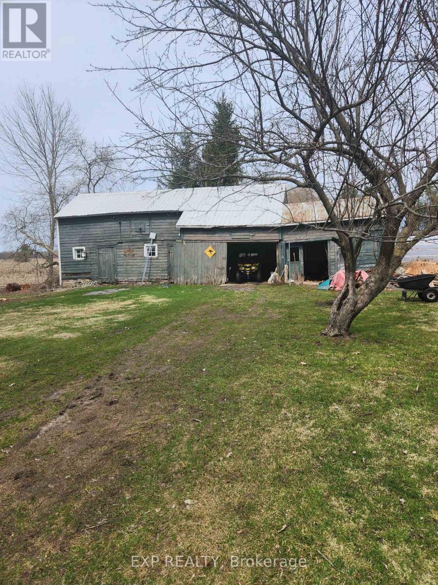10577 Moun Main Street, North Dundas, Ontario  K0E 1W0 - Photo 4 - X13087712